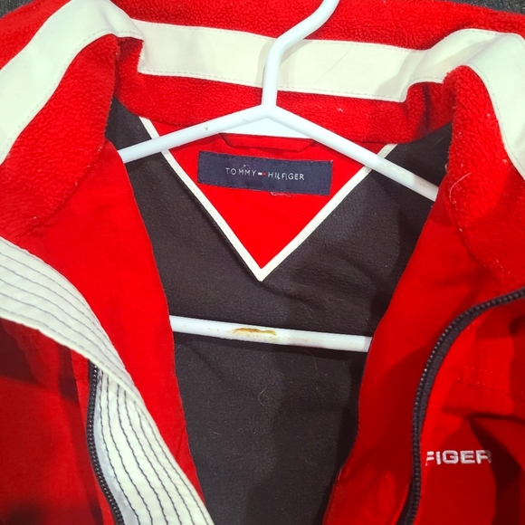 Men's Medium Rare Red Vintage Hilfiger Jacket - Picture 9 of 9
